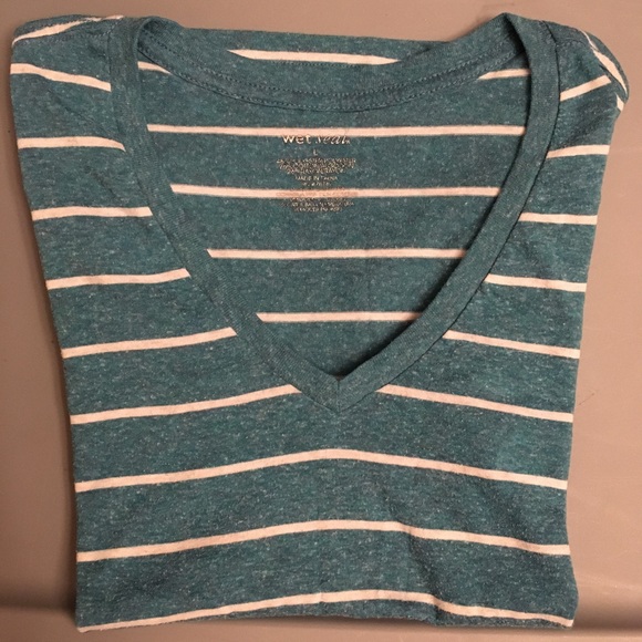 Wet Seal Tops - 🌺 4 for $20 Striped V-Neck tee (L)